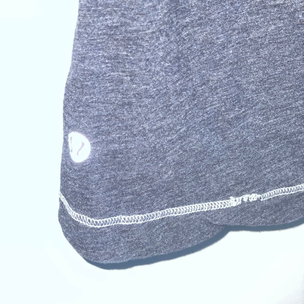 Lululemon Devotion Tee Training Short Sleeve Tee Shirt Size 6 - Picture 6 of 11